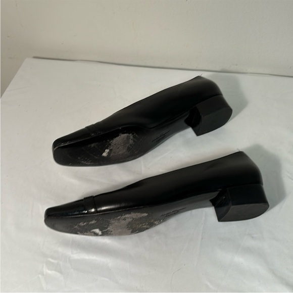 Salvatore Ferragamo Black Heels Timeless Elegance - Picture 5 of 7